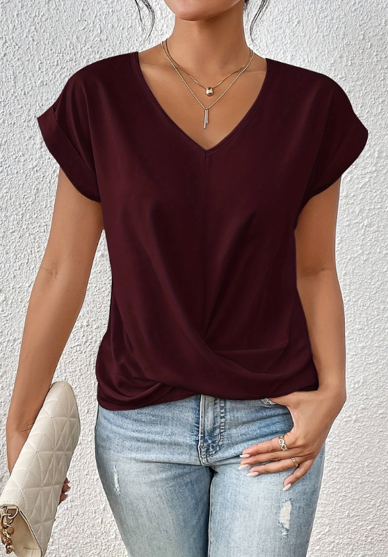 CLEO | CASUAL T-SHIRT WITH SWEETHEART NECKLINE