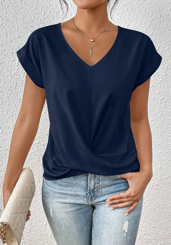 CLEO | CASUAL T-SHIRT WITH SWEETHEART NECKLINE